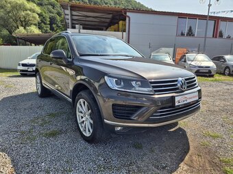 VW Touareg II 3,0 TDi 193 kW  8°automat  4x4 - 7