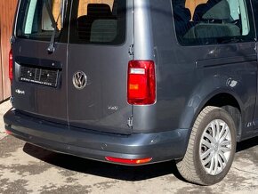 VOLKSWAGEN CADDY MAXI 2,0 TDi 7 míst nové BRZDY - 7