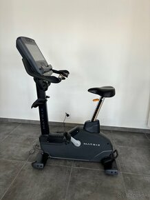 MATRIX ENDURANCE UPRIGHT CYCLE S Dotyk konzolí - 7