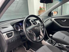 Hyundai i30 CW 1.6i MPI DOHC 88kw M6 benzín - 7