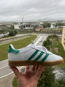 Adidas - 7