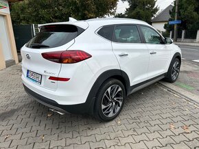 Hyundai Tucson 1.6 T-GDi Premium A/T 4x4 - 7