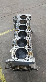 predam blok motora bmw e46 M54B25 - 7