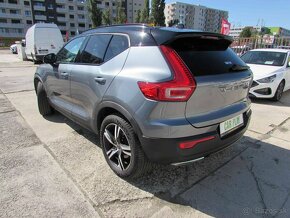 Volvo XC40 D4 R-Design AWD A/T - 7