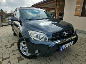 Toyota RAV4 2.2 D-4D 135 Sol - 7