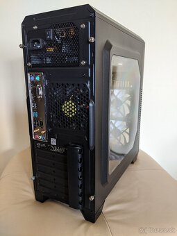 PC: i5-12400, H610M-A, 16GB RAM, SSD 250GB, SilverStone 500W - 7