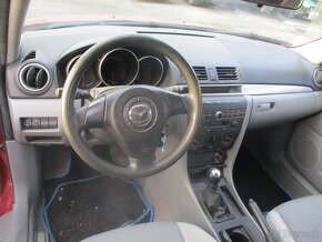 Mazda 3 rozpredam na nahradne diely - 7