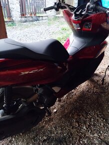 Honda PCX - 7