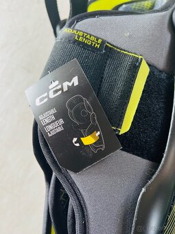 Predám holene značky CCM Tacks XF 80 SR nové - 7