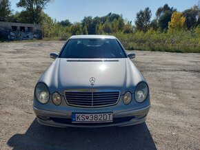 mercedes e 320 4matic avantgarde benzín - 7