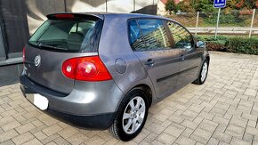 Volkswagen Golf 5 1.4 16V - 7