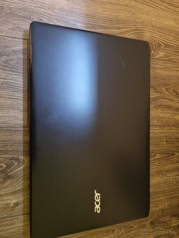 ACER ASPIRE E15/i3 4000M @ 2.4GHz/4GB RAM/NVIDIA 840M/1TBHDD - 7