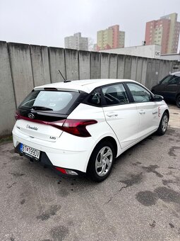 HYUNDAI i20 2021 1.2 benzín - 7