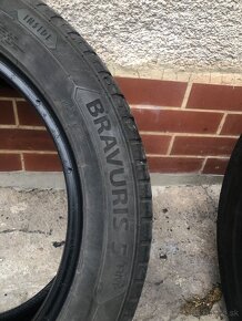 Barum Bravuris 225/50 r17 98V XL letne - 7