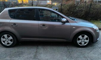 Kia Cee´d 1.4 CVVT EX ISG - 7