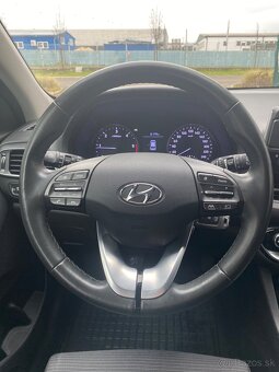 2021 Hyundai i30 CW Kombi 1.6 CRDi Family odpočet DPH - 7