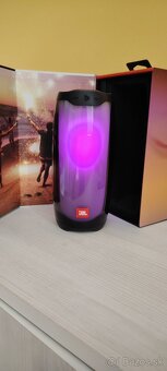 JBL Pulse 4 - 7