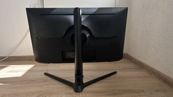 28" Samsung Odyssey G70B - 7