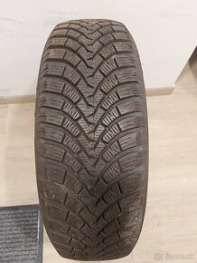 Kvalitné zimné pneu Falken Eurowinter - 215/65 r17 - 7