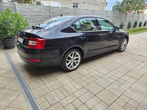 Skoda Octavia 3 2.0TDI 110kw DSG , F1 , Webasto, Xenon - 7