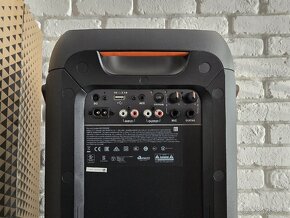 Predám reprobox JBL PartyBox 300 - 7