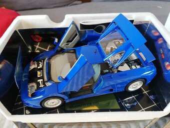 1:18 modely Bburago BUGATTI EB110 PORSCHE 356 - 7