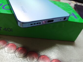 Infinix Hot 40i - 7