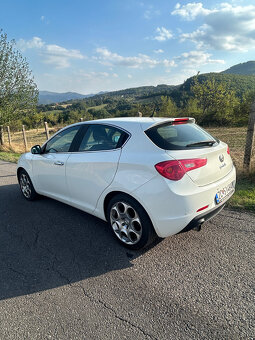 Alfa Romeo Giulietta 1.4 T-Jet 88 kW, rv. 12/2012 - 7