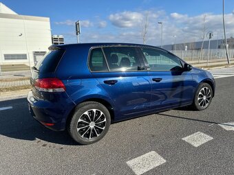 Volkswagen Golf 1.6 TDI STYLE - 7