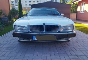 Jaguar XJ40 Sovereign 4.0 - 7