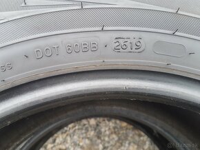 215/65 r16 zimné pneumatiky 2ks Nokian DOT2019 - 7