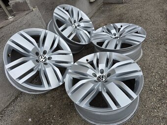 Disky VW Touareg 5x112 r20 top stav - 7