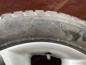 Zimné gumy 215/55 R17 - 7