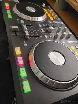 Numark MIXTRACK PRO - 7