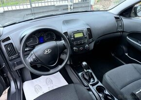 Hyundai i30 CW 1,4i CVVT , Klima benzín manuál 80 kw - 7