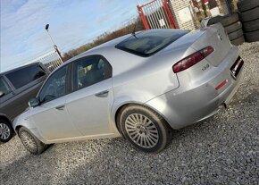 Alfa Romeo 159 1,9 JTD 8V MEDIUM nafta manuál 85 kw - 7