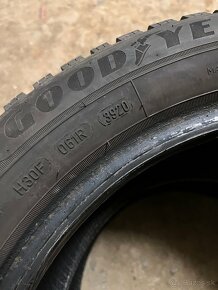 Zimné pneumatiky Good year 205/55 R16 - 7