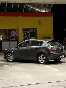 Mazda 3 Hatchback - 7