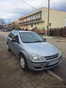 Opel corsa 1.0 - 7