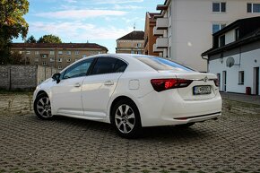 Toyota Avensis 2.0 D-4D S&S Executive - 7