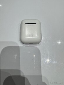 Bezdrôtové slúchadlá apple airpods 2. generácie - 7