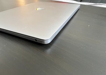 MacBook Air M1 | 16GB | 512GB - 7