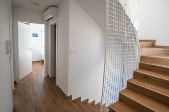 CHORVÁTSKO - Apartmán so záhradou a výhľadom na more - PRIVL - 7