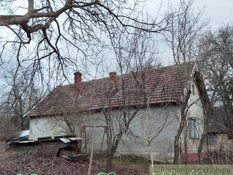 Starý dom na rovinatom pozemku v obci Krpeľany (bez pozemk - 7