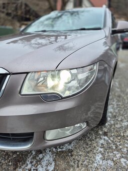 Predám náhradné diely na ŠKODA SUPERB 2 II combi - 7