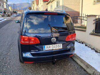 Volkswagen Touran 2.0 TDI 7-miestny - 7