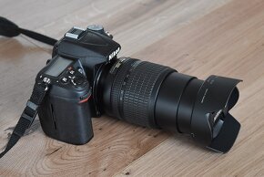 Nikon d7000 - VR objektiv 18-105 AF - nafotene 7tis zaberov - 7