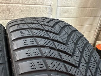 245/45R18 zimne - 7