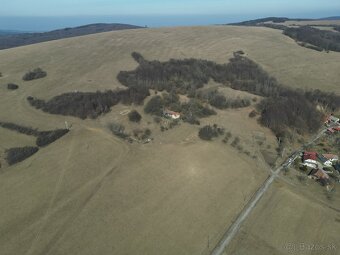 NA PREDAJ-POZEMOK SNOV, CHVOJNICA - KOPANICE. 2000 M2 SÚKR - 7