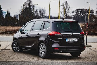 Opel Zafira Tourer 2.0 CDTi ECOTEC 165k Cosmo - 7